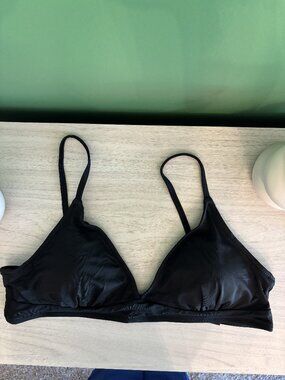 Amazon Essential Black Bikini Top. XL (42-44 Bust) NEW